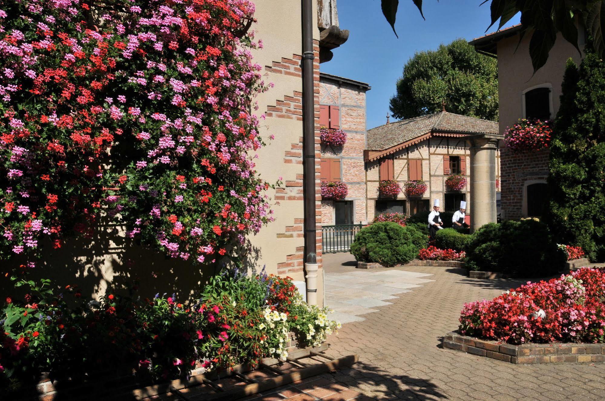 Les Saules Parc & Spa - Teritoria Vonnas Exteriör bild